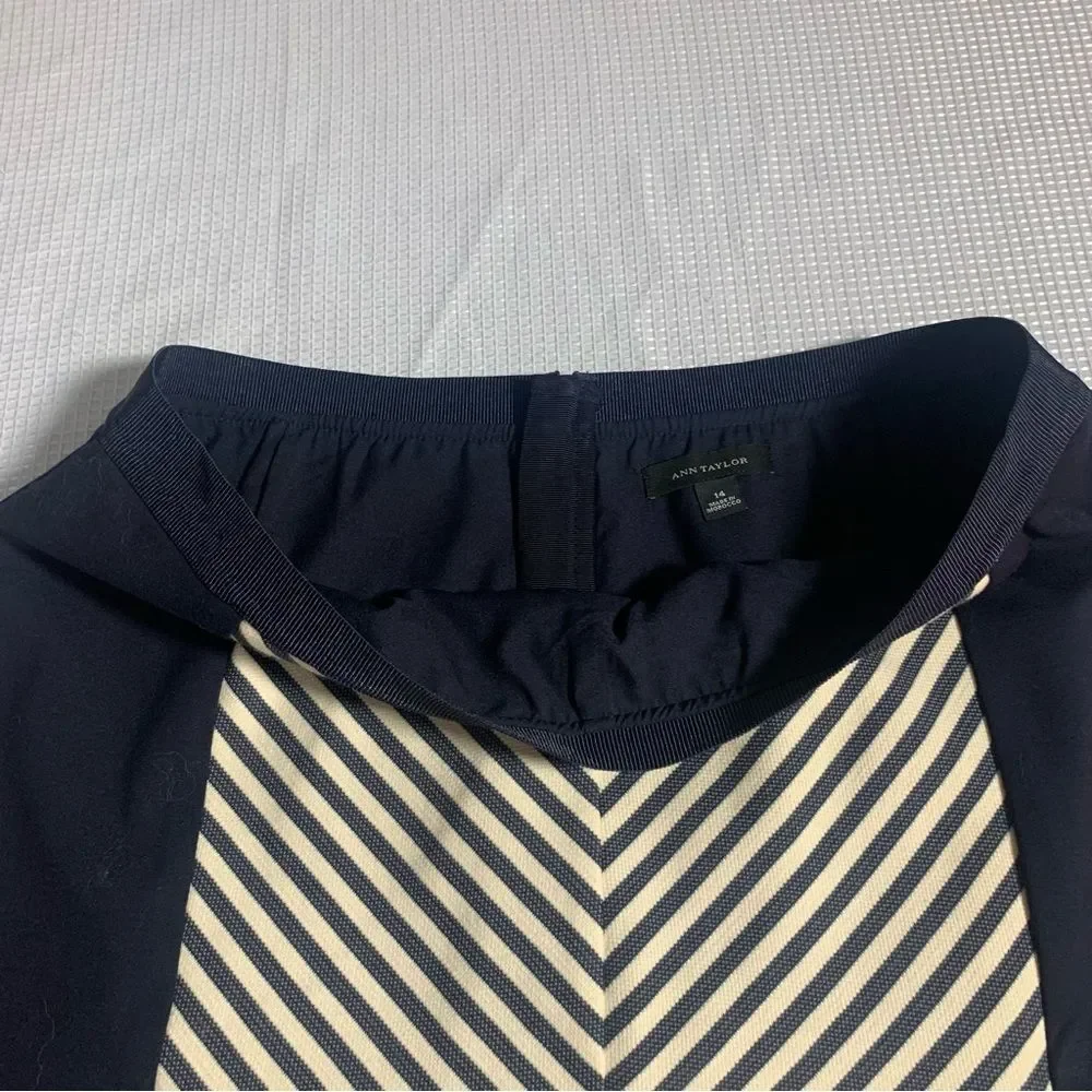 ANN TAYLOR Blue Cream Colorblock Striped Retro A-Line Skirt - Picture 6 of 10